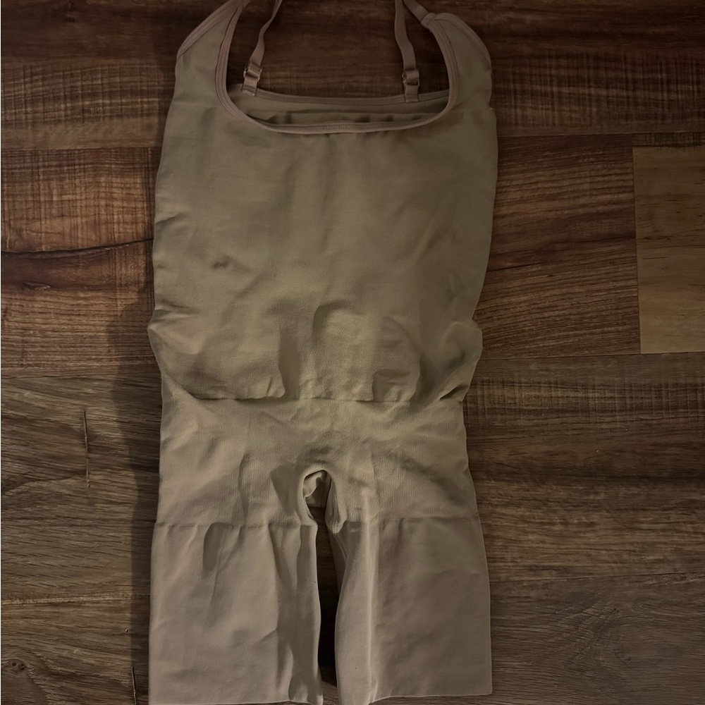 SKIMS Seamless Sculpt Open Bust Bodysuit